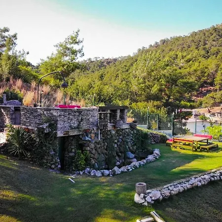 Villa Turiya